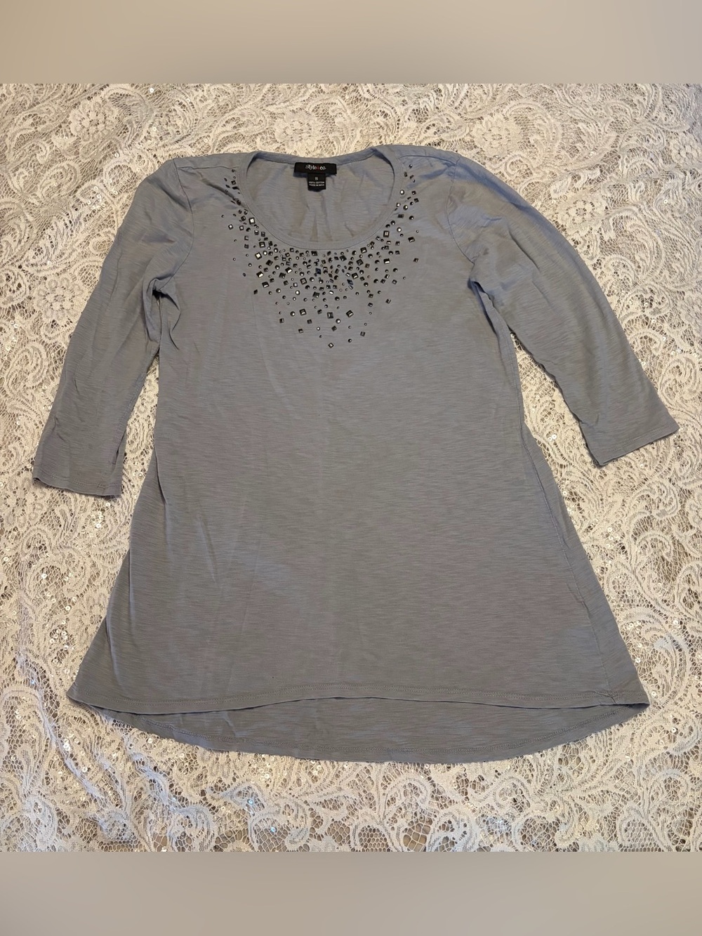 Style & Co. Pre-loved Women’s Gray Embellished Scoop Neck Tunic Size S
